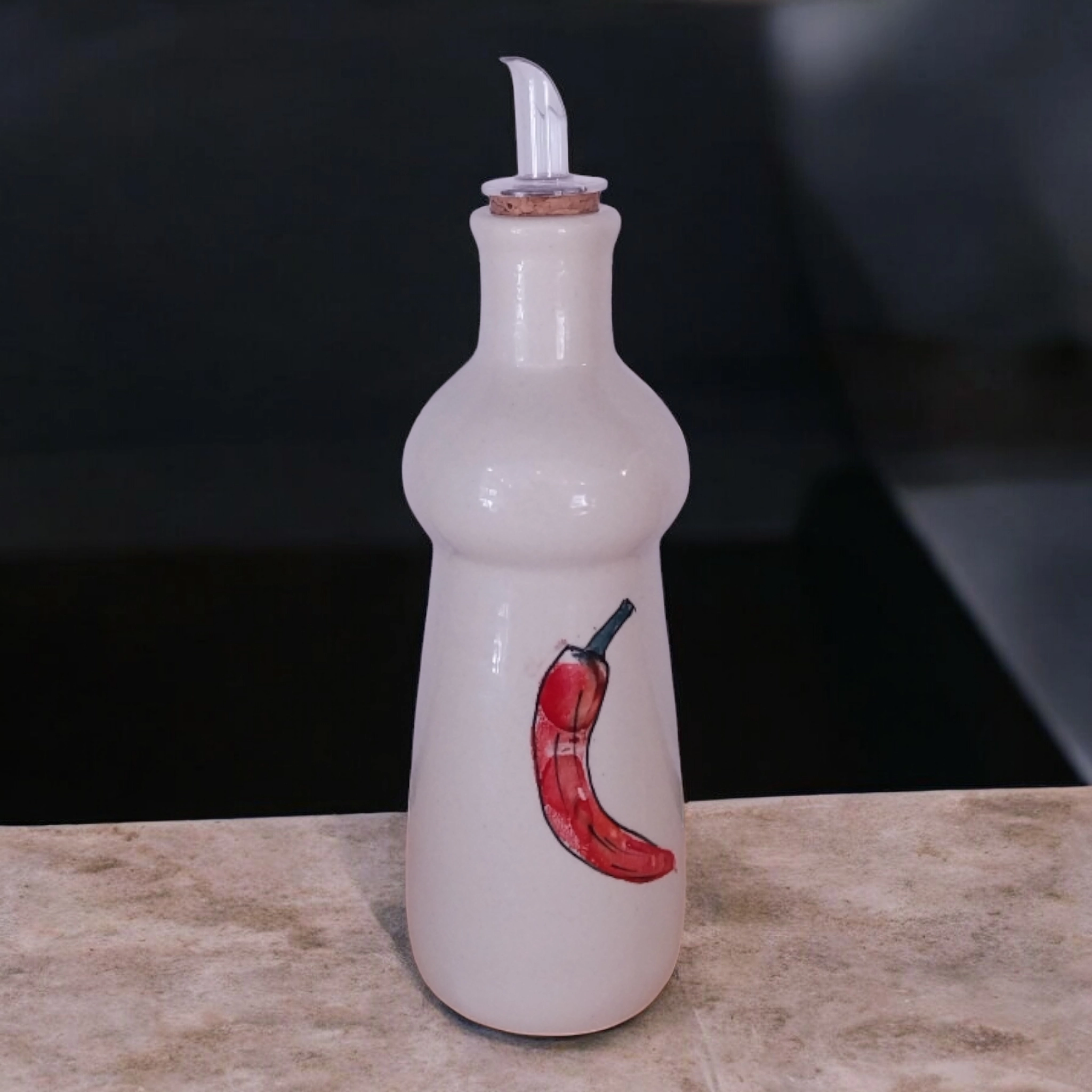 Aceitera de Cerámica con Guindilla Roja